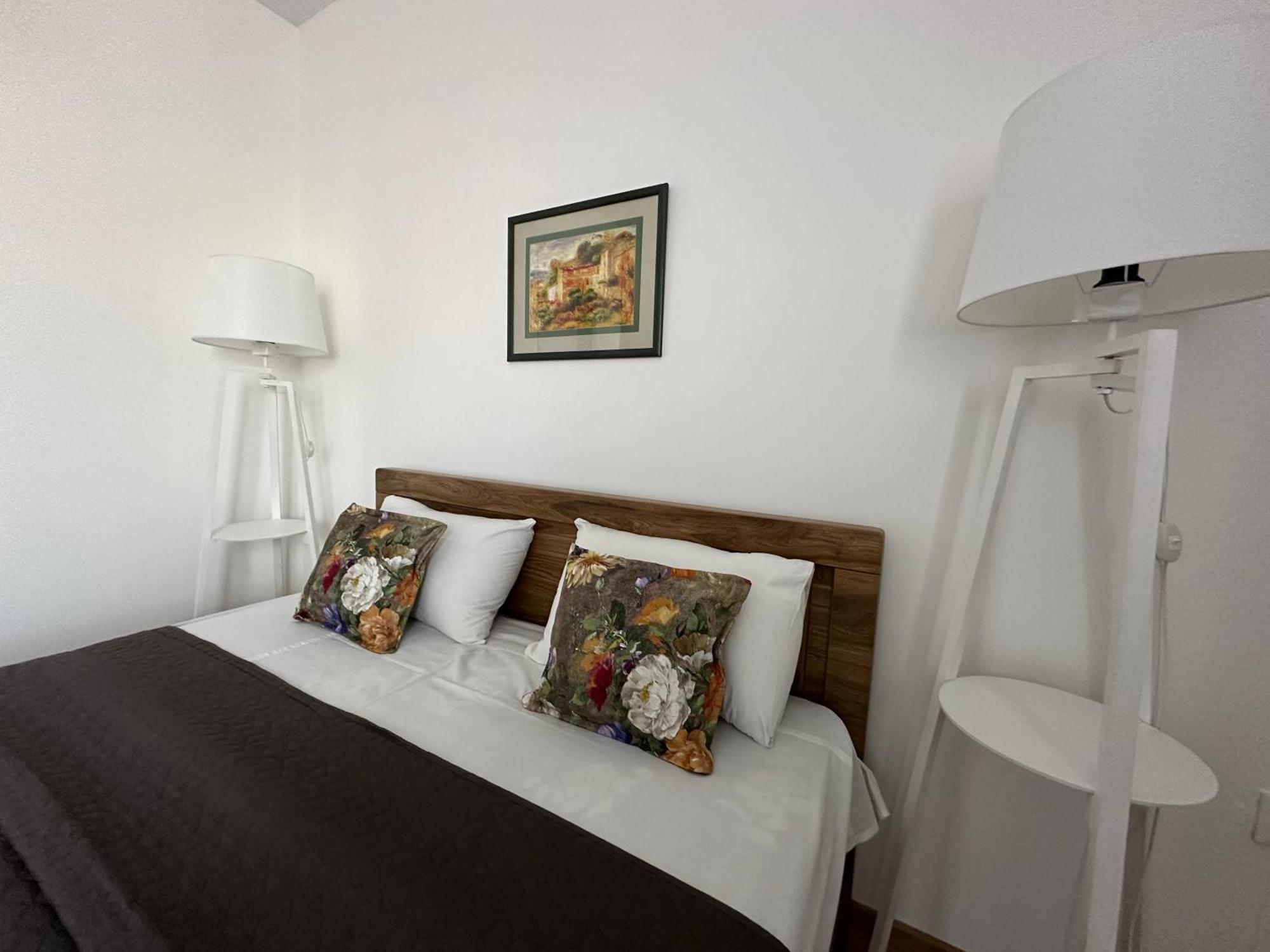 Hotel Home Тбилиси Екстериор снимка