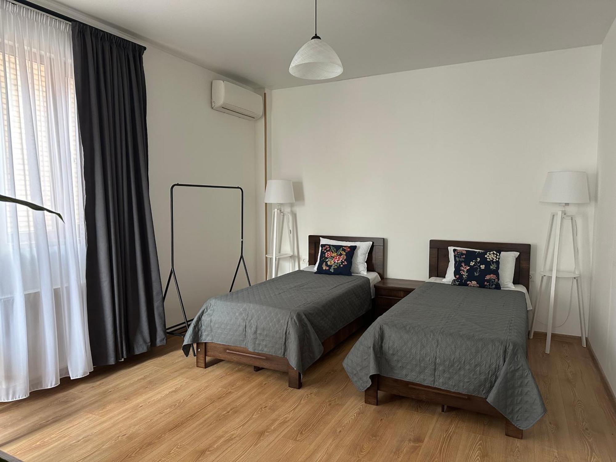 Hotel Home Тбилиси Екстериор снимка