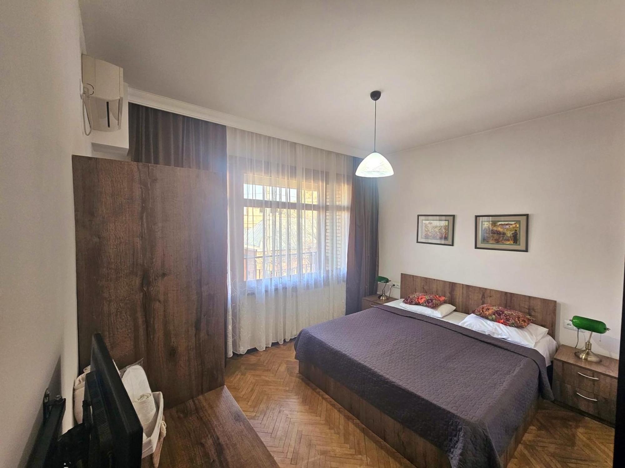 Hotel Home Тбилиси Екстериор снимка