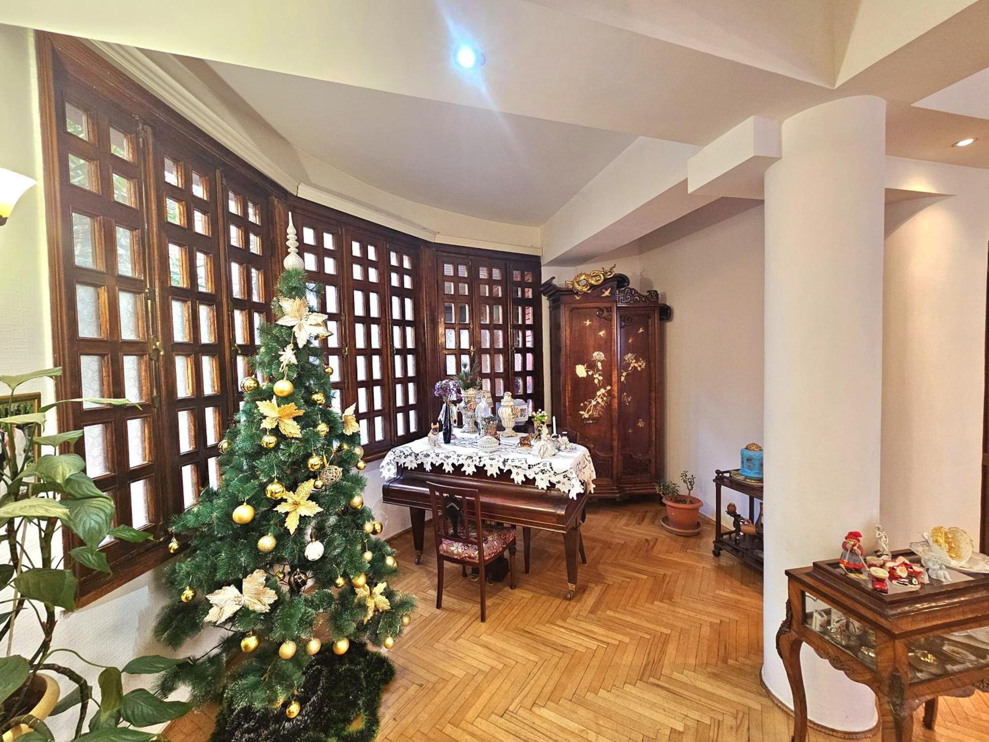 Hotel Home Тбилиси Екстериор снимка