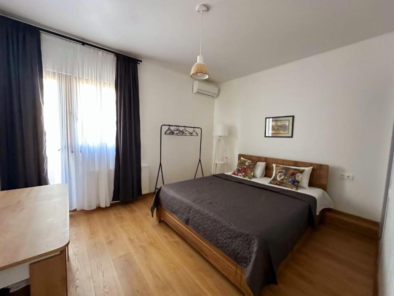 Hotel Home Тбилиси Екстериор снимка