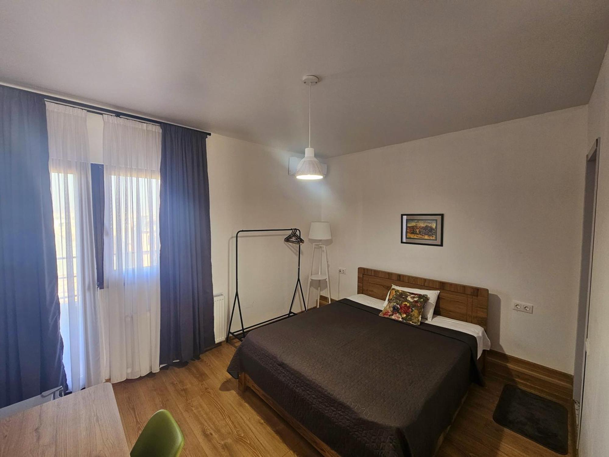 Hotel Home Тбилиси Екстериор снимка